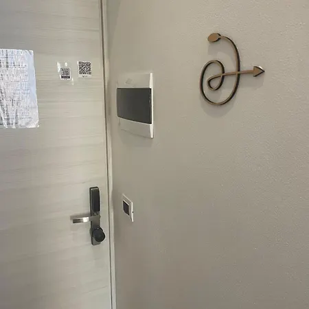 Casa de hóspedes Drooms 4,0 Domotic Smart Self 24h,7 Vicino Treni Porta Susa E Centro Storico Turim