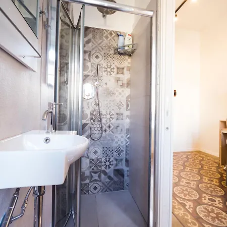 Drooms 4,0 Domotic Smart Self 24h,7 Vicino Treni Porta Susa E Centro Storico 4*