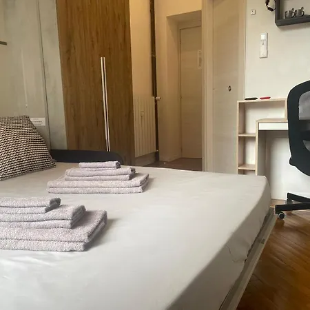 Drooms 4,0 Domotic Smart Self 24h,7 Vicino Treni Porta Susa E Centro Storico 4*