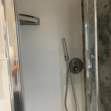 Penzion Drooms 4,0 Domotic Smart Self 24h,7 Vicino Treni Porta Susa E Centro Storico