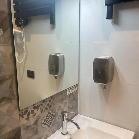 Drooms 4,0 Domotic Smart Self 24h,7 Vicino Treni Porta Susa E Centro Storico Turín