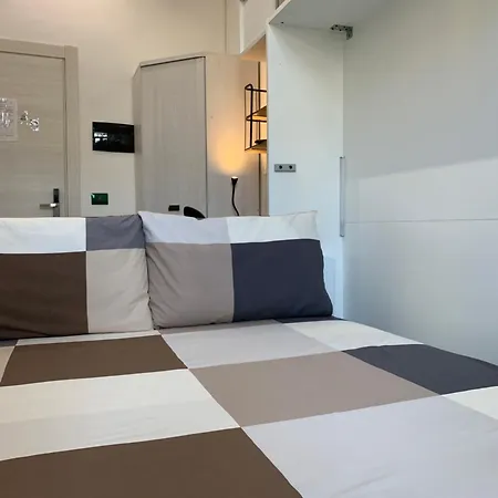 Drooms 4,0 Domotic Smart Self 24h,7 Vicino Treni Porta Susa E Centro Storico