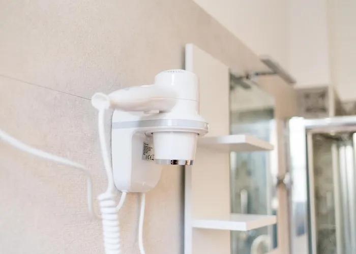 بيت ضيافة Drooms 4,0 Domotic Smart Self 24h,7 Vicino Treni Porta Susa E Centro Storico 4*