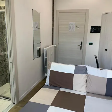 Drooms 4,0 Domotic Smart Self 24h,7 Vicino Treni Porta Susa E Centro Storico 4* Turin