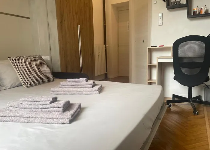 Drooms 4,0 Domotic Smart Self 24h,7 Vicino Treni Porta Susa E Centro Storico 4*