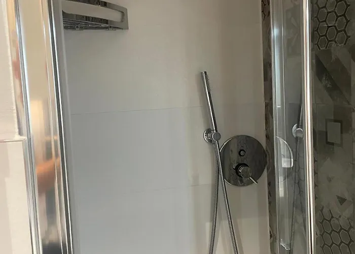 Pensionat Drooms 4,0 Domotic Smart Self 24h,7 Vicino Treni Porta Susa E Centro Storico