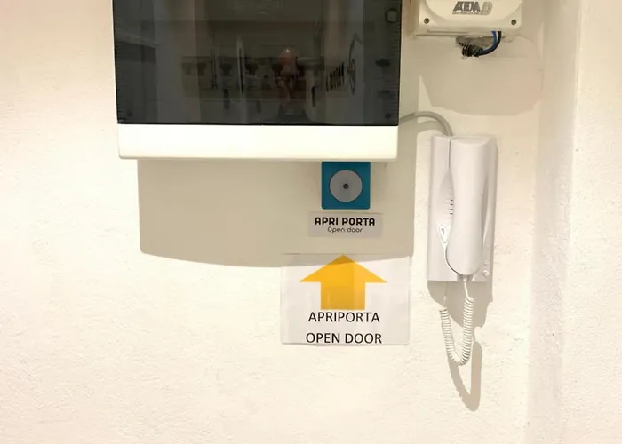 Drooms 4,0 Domotic Smart Self 24h,7 Vicino Treni Porta Susa E Centro Storico 4* Turin