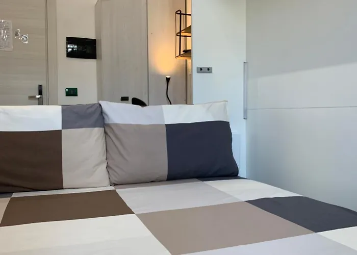Drooms 4,0 Domotic Smart Self 24h,7 Vicino Treni Porta Susa E Centro Storico
